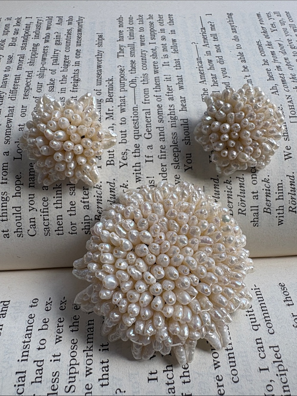 1980’s Seed Pearl Cluster Brooch and Earrings Set - Irredescent Creamy White